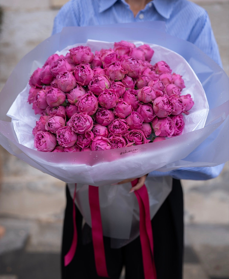 Premium Dark Rose Bouquet M Premium Dark Rose Bouquet M