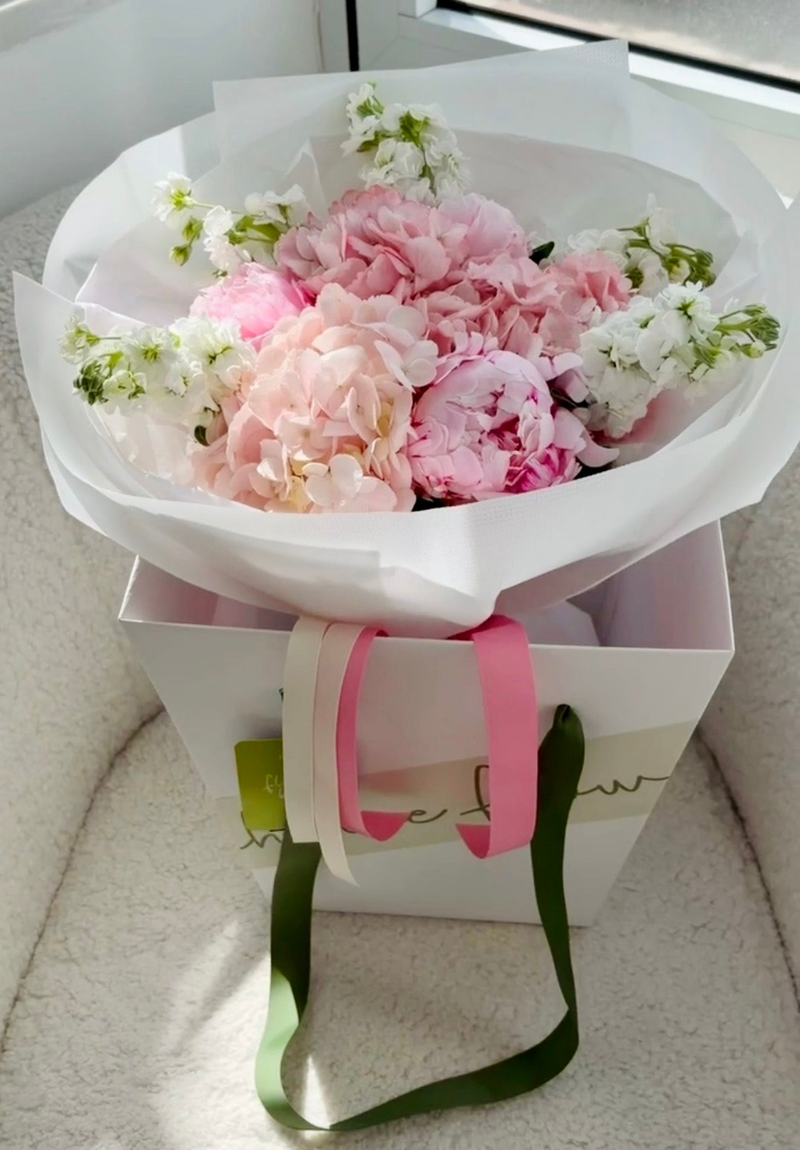 Pink Cloud Peony Bouquet M Pink Cloud Peony Bouquet M